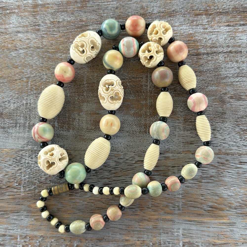 Vintage Carved Graduated Bone(?) and Stone Necklace - Cream Soft Pink and Green